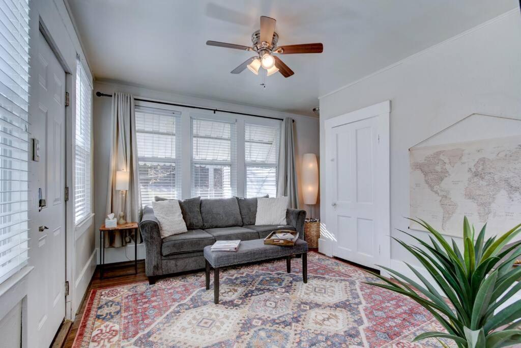 Cedar Blossom Bungalow Is A Cozy Getaway With A 5 Minute Walk To Downtown! Hot Springs Exteriér fotografie