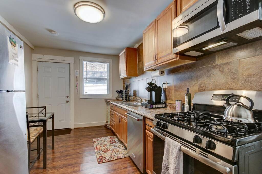 Cedar Blossom Bungalow Is A Cozy Getaway With A 5 Minute Walk To Downtown! Hot Springs Exteriér fotografie