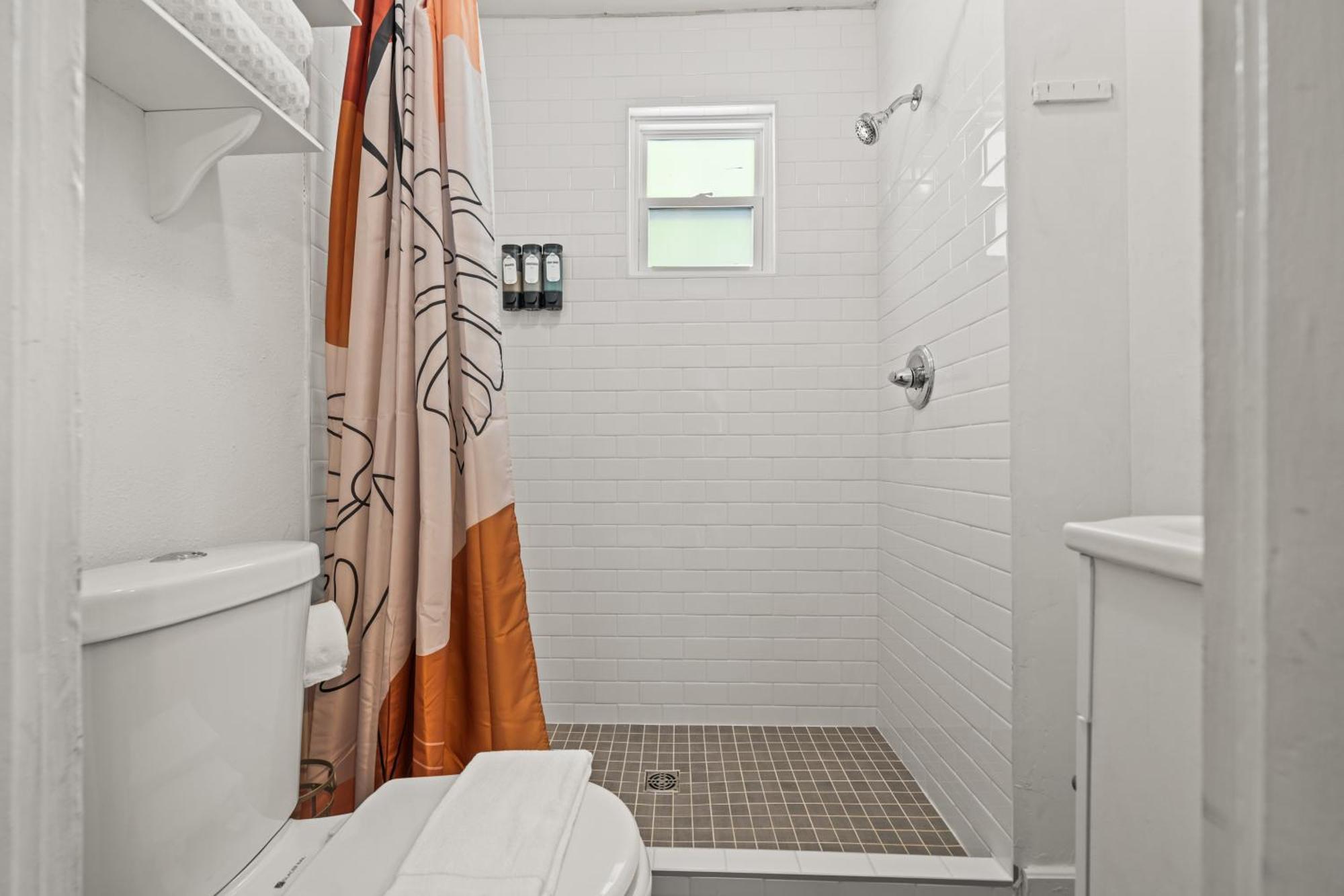 Cedar Blossom Bungalow Is A Cozy Getaway With A 5 Minute Walk To Downtown! Hot Springs Exteriér fotografie