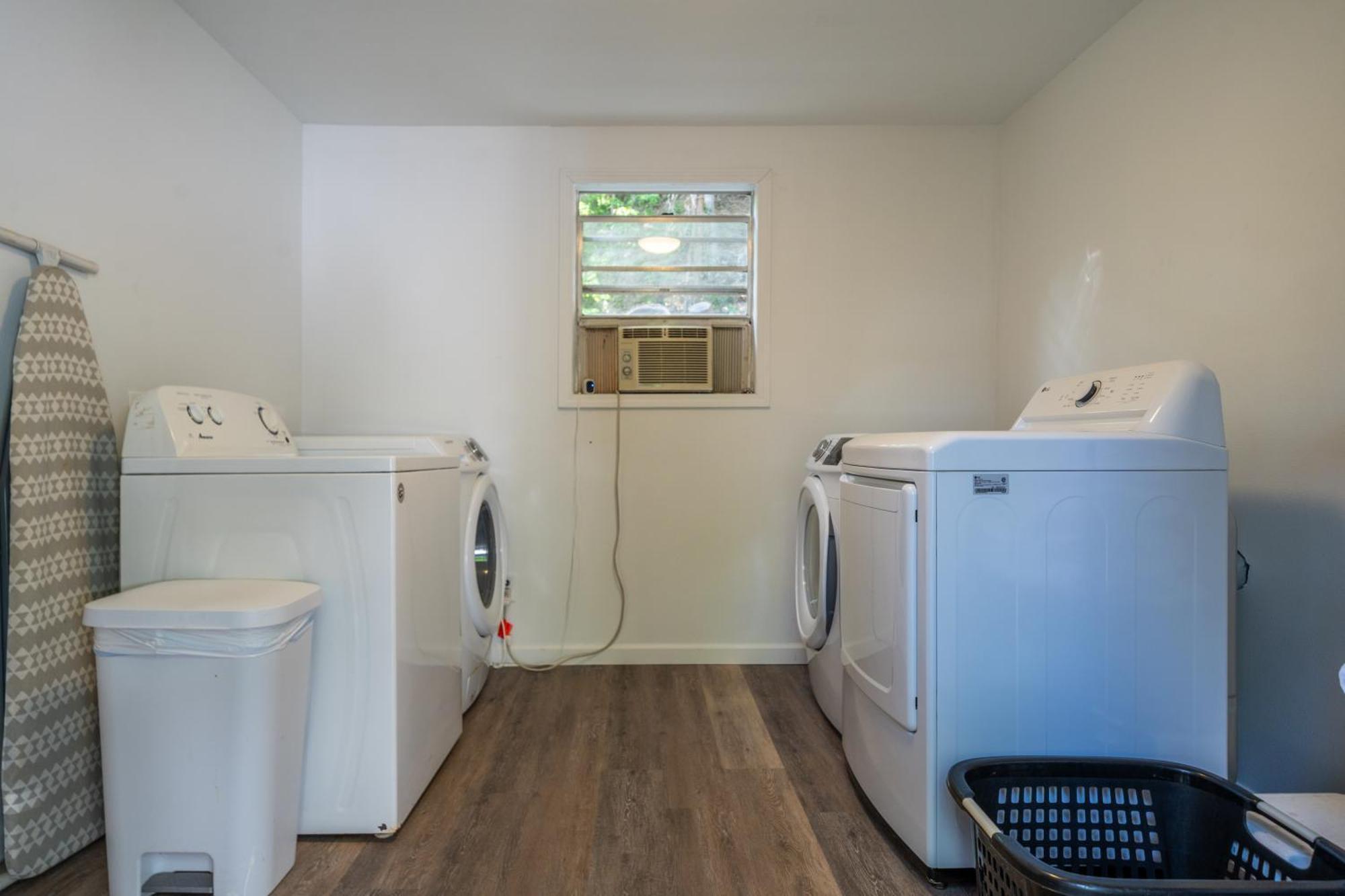 Cedar Blossom Bungalow Is A Cozy Getaway With A 5 Minute Walk To Downtown! Hot Springs Exteriér fotografie
