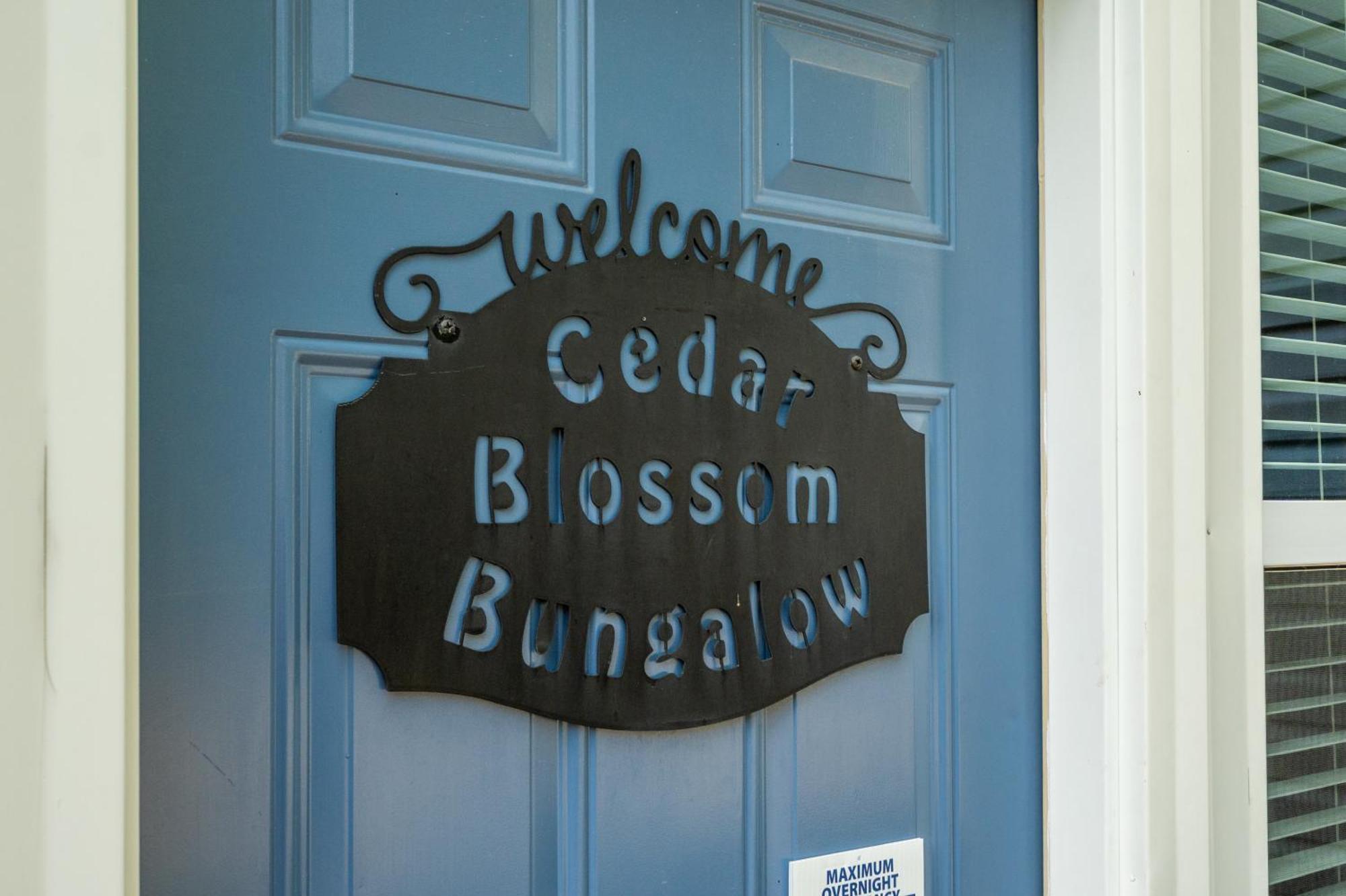 Cedar Blossom Bungalow Is A Cozy Getaway With A 5 Minute Walk To Downtown! Hot Springs Exteriér fotografie
