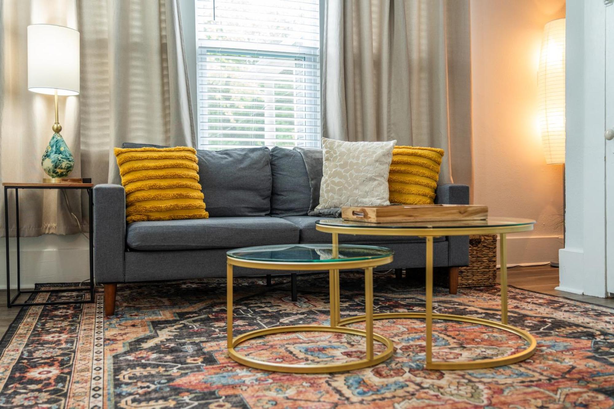 Cedar Blossom Bungalow Is A Cozy Getaway With A 5 Minute Walk To Downtown! Hot Springs Exteriér fotografie