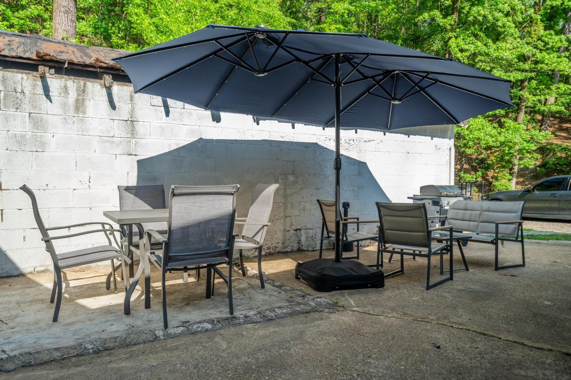 Cedar Blossom Bungalow Is A Cozy Getaway With A 5 Minute Walk To Downtown! Hot Springs Exteriér fotografie