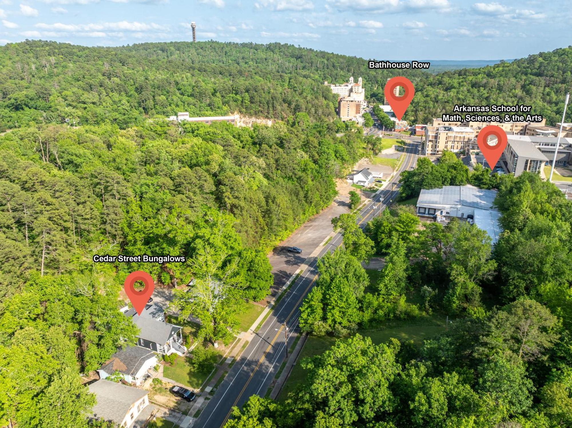 Cedar Blossom Bungalow Is A Cozy Getaway With A 5 Minute Walk To Downtown! Hot Springs Exteriér fotografie